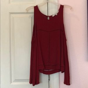 Open shoulder top. VERY CUTE.